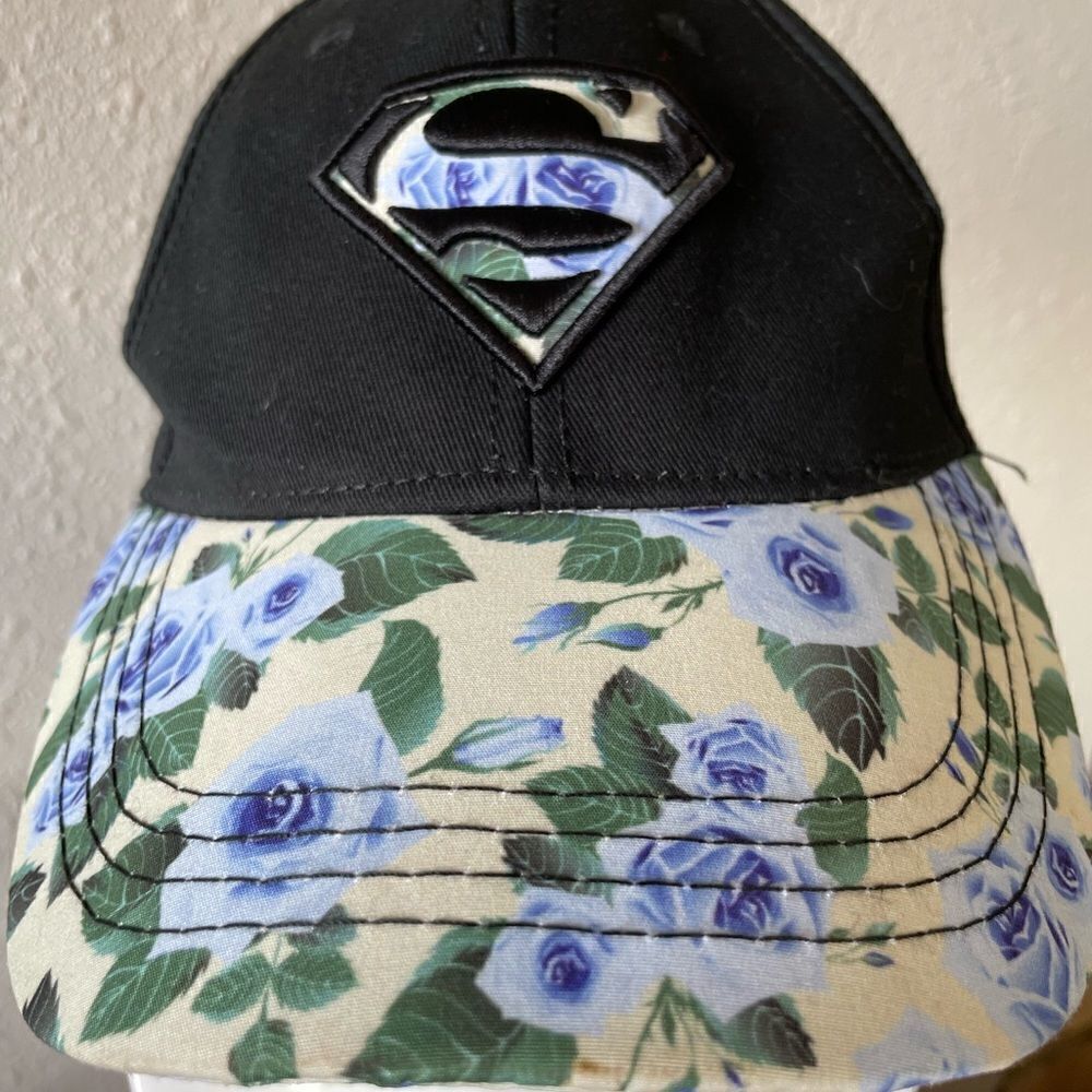 Superman Baseball Cap EUC - Picture 2 of 8